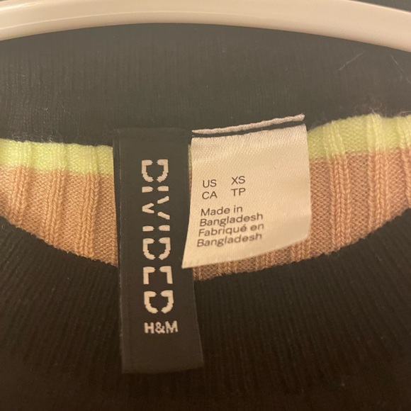 Size XS H&M Striped Long Sleeve Shirt - Picture 3 of 3